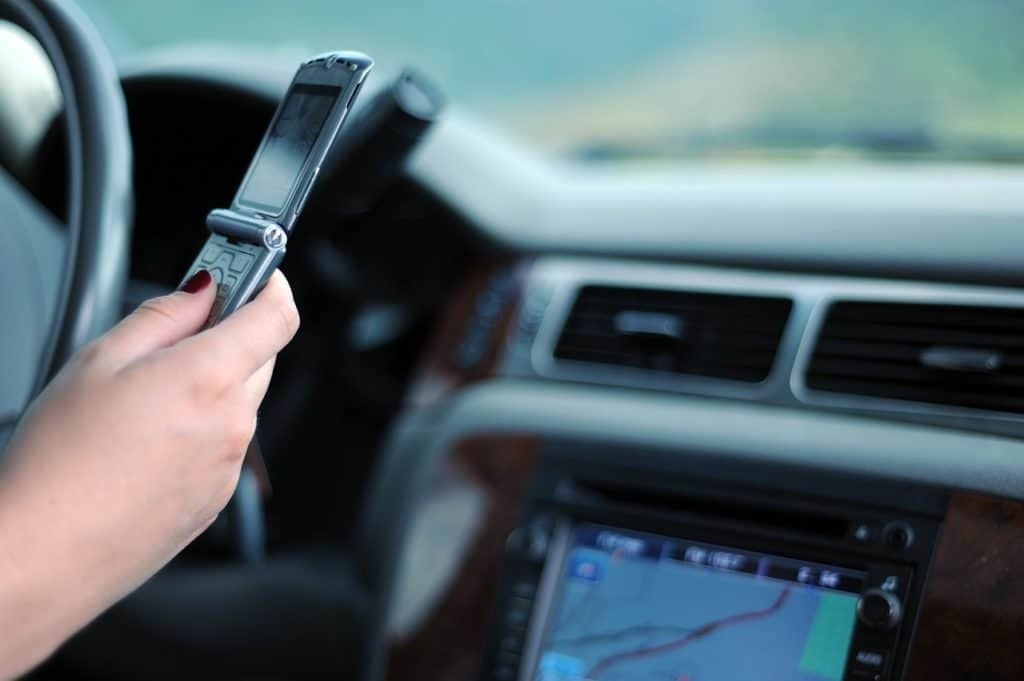 Cell Phone Accident Injuries And What The New York Law Says
